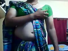 Very hot Indian Shemale bring in she is infront of CAM